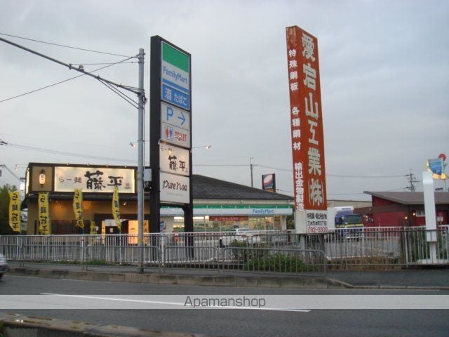 ウィステリアの周辺写真