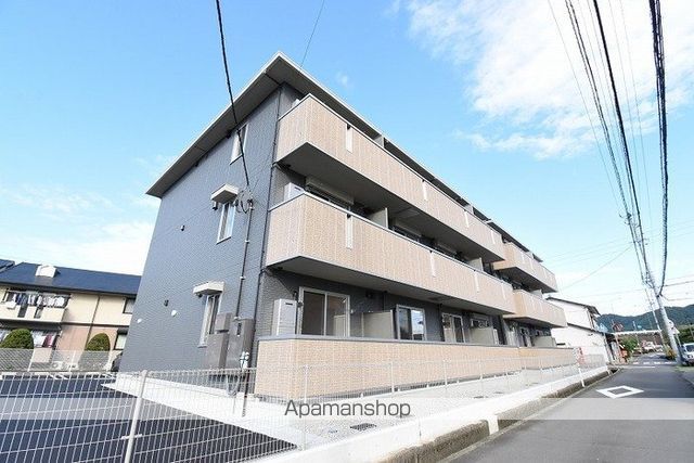 ドヌール・エスパース B棟の外観写真