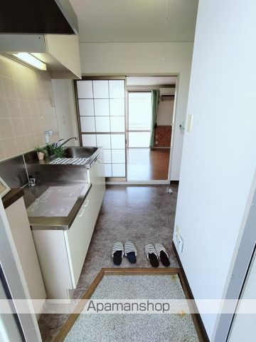 メゾンイイヅナの玄関写真
