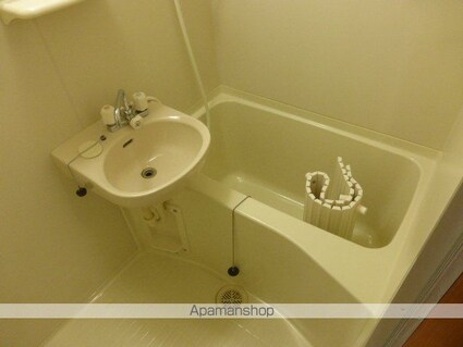 コンフォートヴィレッジ内田[1K/22.76m2]のバス