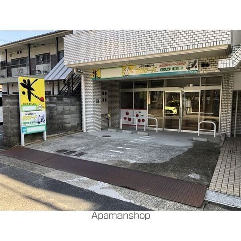 レイナビルの外観写真