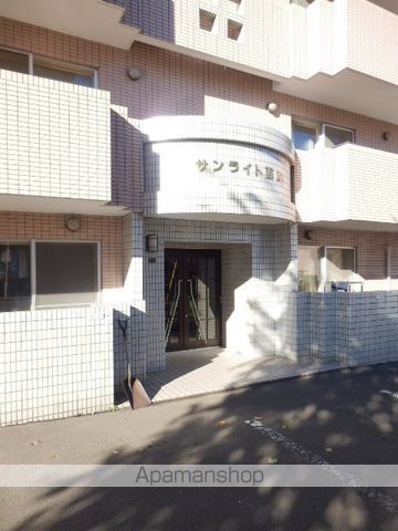 サンライト西岡の玄関写真
