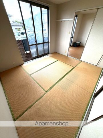 フォレストモールA棟の内装写真