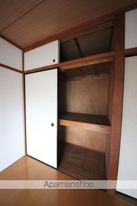 シャンドール南八[2DK/41m2]の収納