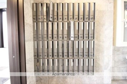 家納喜本川館[1R/28.81m2]の共用部1