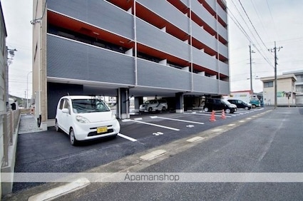 Ａｌｔｕｒａ[1K/30m2]の駐車場