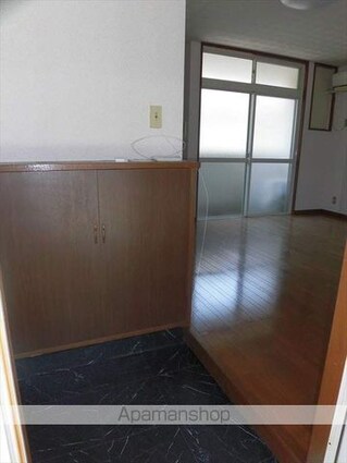和歌山県和歌山市手平出島[1R/18.84m2]の玄関