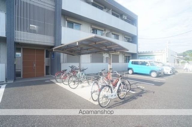 エクレール田中IIの玄関写真