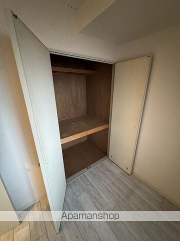 モデラートシティの内装写真
