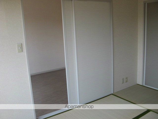 夙川イングスの内装写真