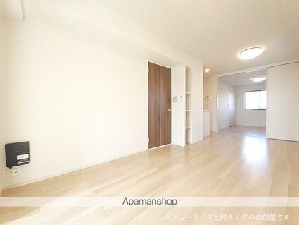 リラクスィング　プレイス[1LDK/50.05m2]のその他内装2