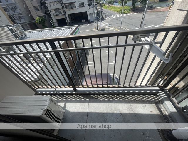 沖ビルの内装写真