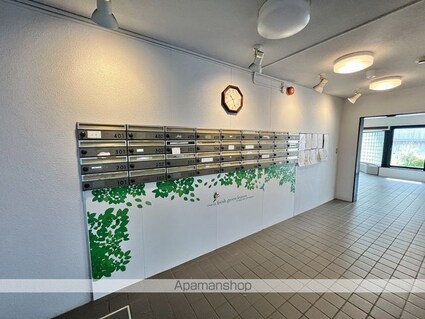 フルセイル権太坂[3SLDK/83.17m2]の共用部2