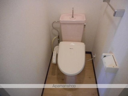 メゾン・ド・栗林公園[1R/18m2]のトイレ