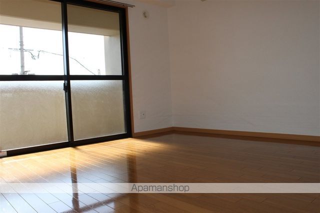 ラセーヌ賀来壱番館の内装写真