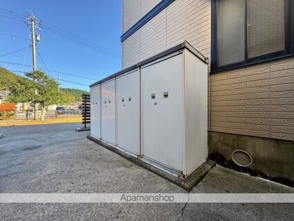 ファミールハウス　Ａ棟[2LDK/59.54m2]の内装1