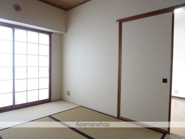 エクメーネ堀の内装写真