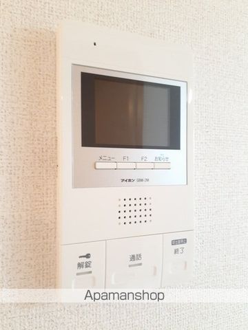 レイモンドジャルダンの内装写真