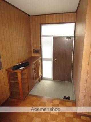 長野県長野市桐原１丁目[4DK/77.6m2]の玄関