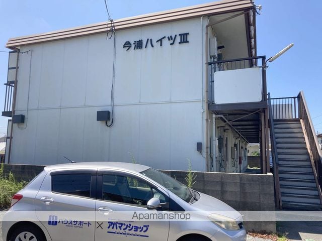 今浦ハイツIIIの外観写真