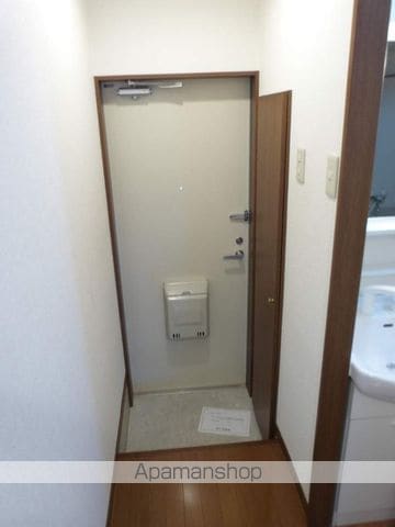 アンプルールフェールREALIFEIIの内装写真
