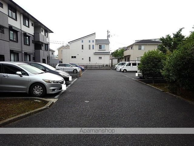 ジュネススズキの玄関写真