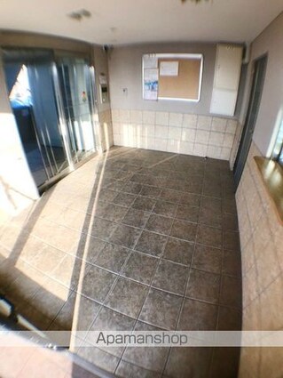 ウイングサンキャッスル[2LDK/54m2]のエントランス3