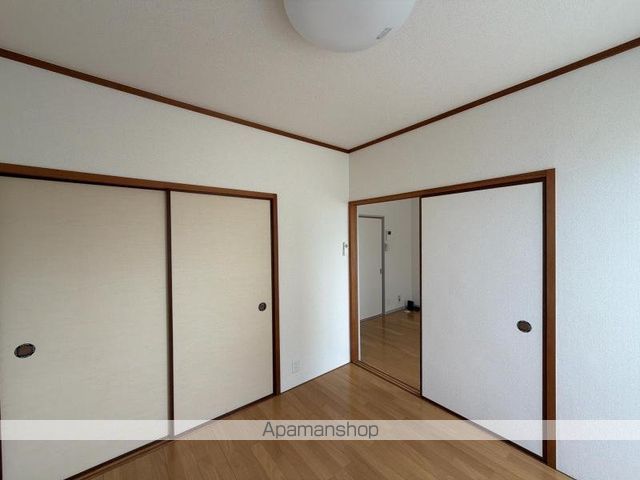 シャトレーハイツIの内装写真