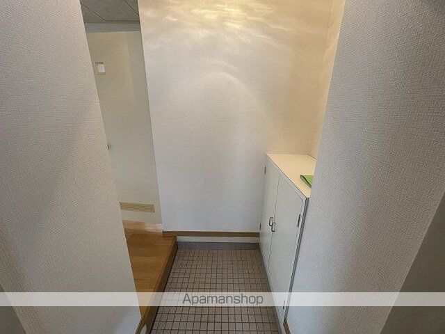 ファミール末吉の内装写真