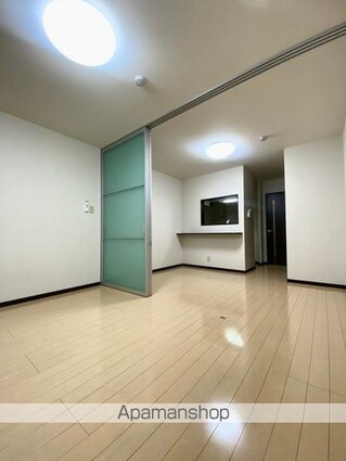 和歌山県和歌山市新在家[1LDK/31.5m2]のリビング・居間