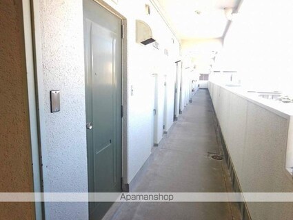 徳島県徳島市上吉野町１丁目[1K/20m2]のエントランス2