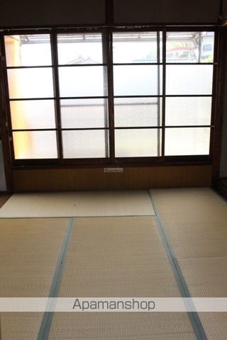 妹尾長江貸家の内装写真