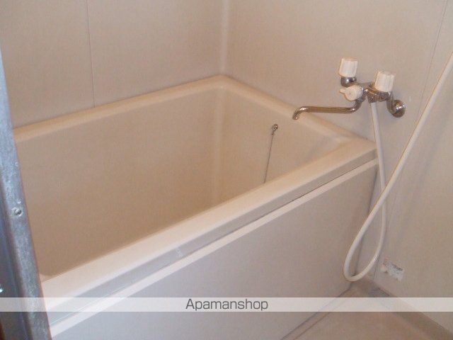 楠本ハイツの内装写真