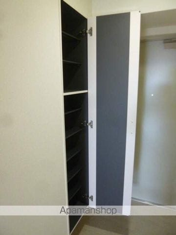 カルマートの内装写真