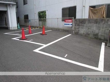 エル・ミオーレ清水町[1K/28.5m2]の駐車場3