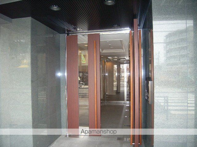 メインステージ田端参番館の玄関写真