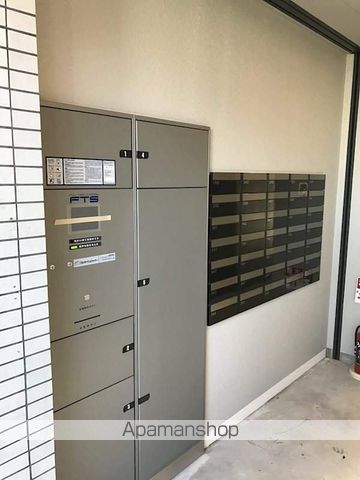 メインステージ若松河田の玄関写真