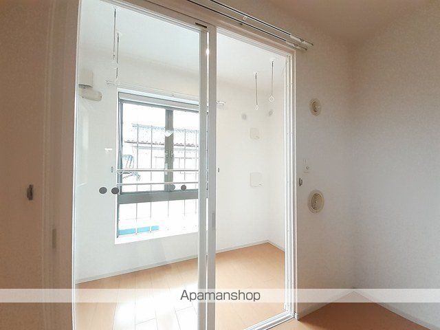イゾラ フェリーチェの内装写真