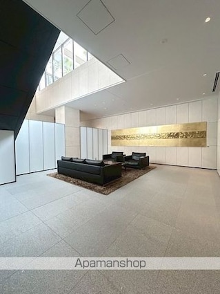 ザ・パークハウス三田ガーデン　タワー棟[1LDK/46.35m2]のロビー
