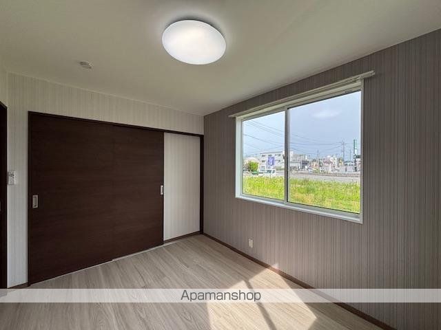 ヴィレッジ仁井田Aの内装写真