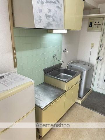 ロイヤルハイツ池田の内装写真