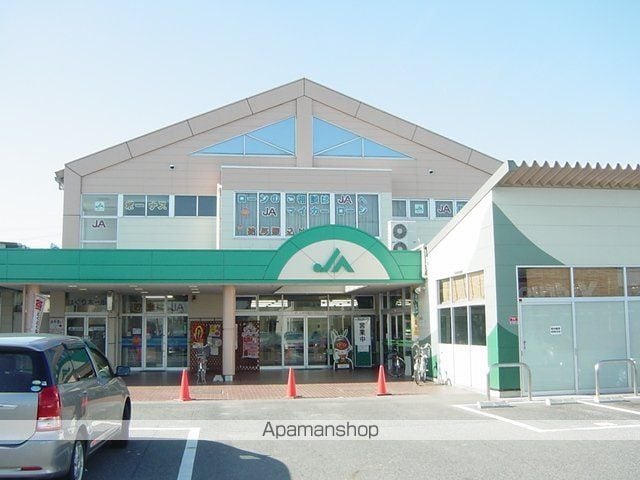 ラビエールIIの周辺写真