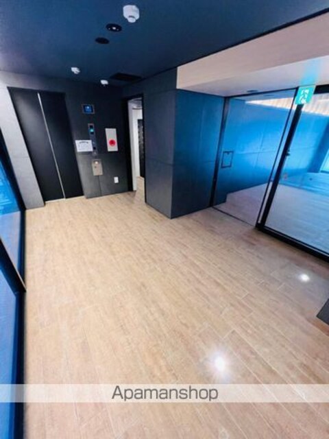 シーズンフラッツ浅草橋[1LDK/40.19m2]のエントランス