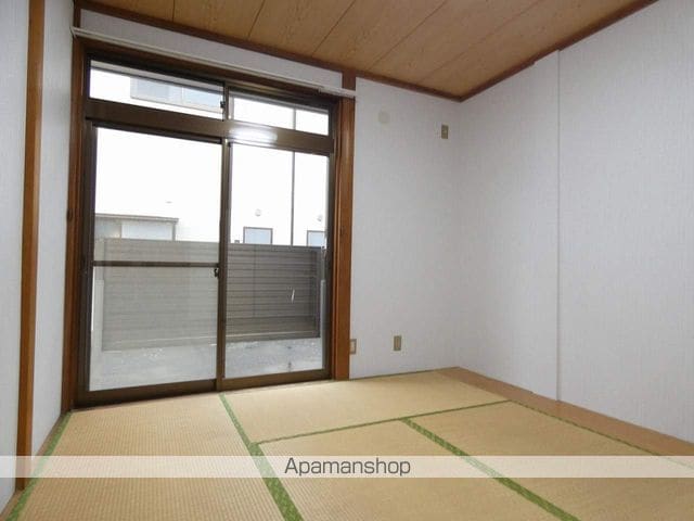 トレインサイドAの内装写真