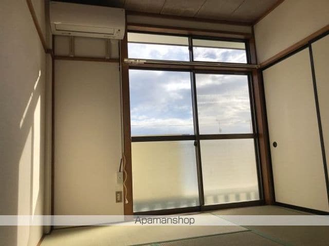 塩友ハイツの内装写真