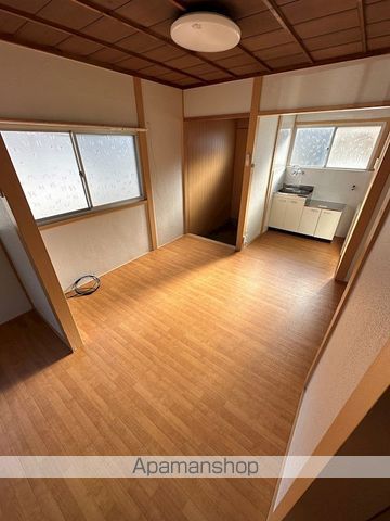 植木野ハウス B棟の内装写真