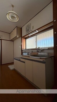 東京都八王子市丹木町３丁目[2K/34.02m2]のキッチン