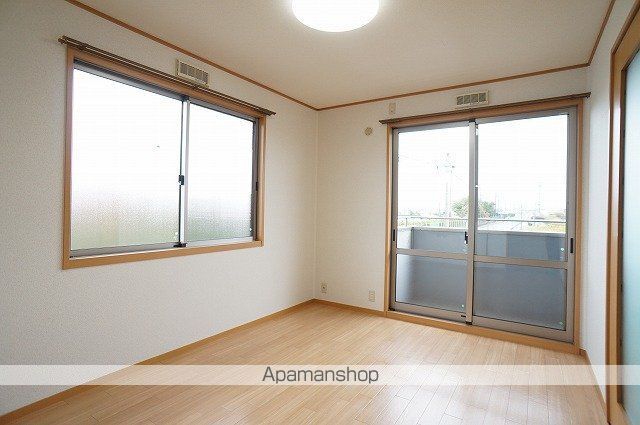 コート・ラフィーネの内装写真