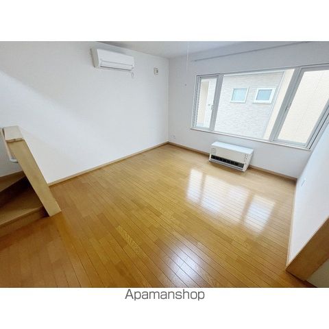北見市 2階建 築19年の内装写真