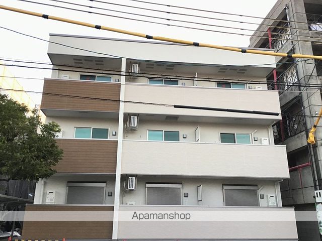 フジパレス遠里小野V番館の玄関写真